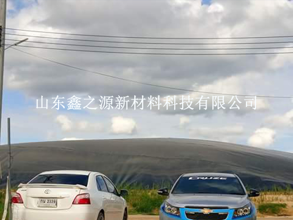 沼氣池黑膜需要進(jìn)行怎樣的養(yǎng)護(hù)工作？