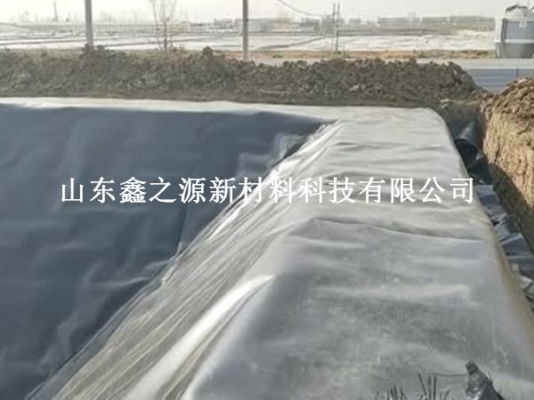 關(guān)于魚塘防滲膜接縫處理有哪些施工經(jīng)驗？