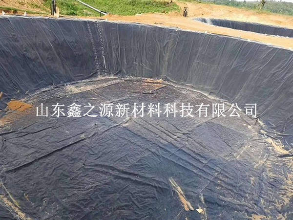 提升沼氣池防滲膜施工速度：科學(xué)施策，高效筑牢防滲防線
